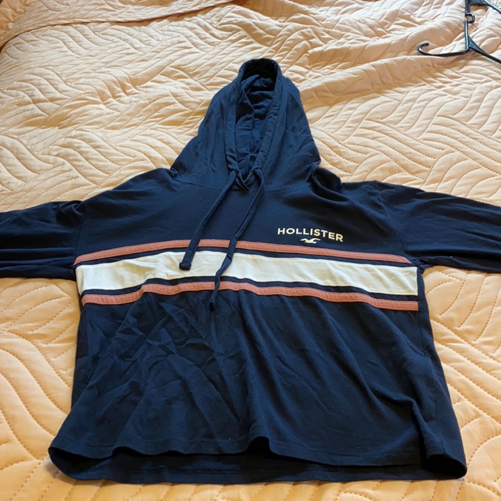 Women’s Hollister Cropped Hoodie